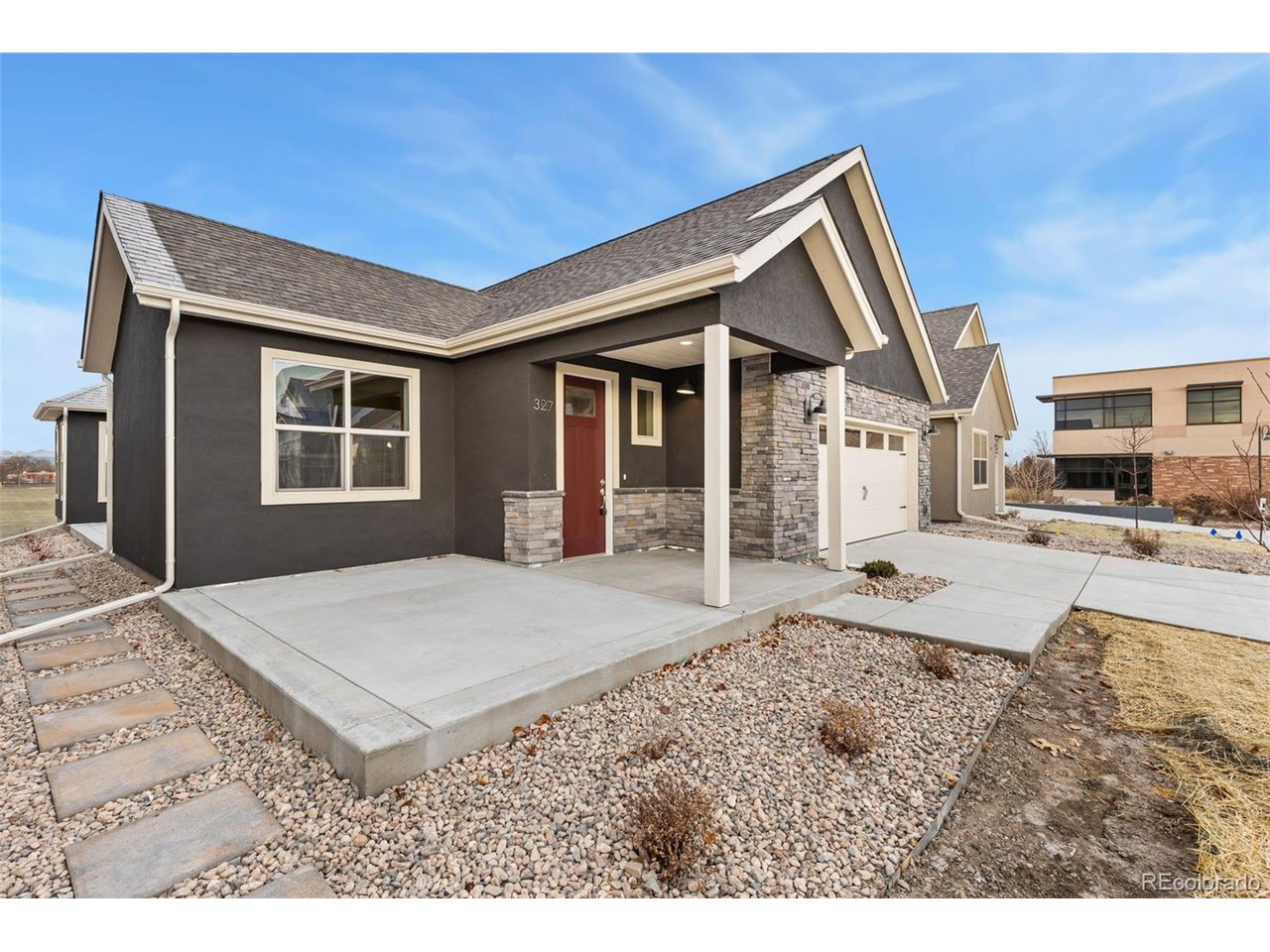 307 Josef Cir