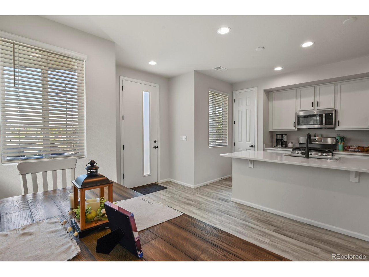 6107 Louisville Ct