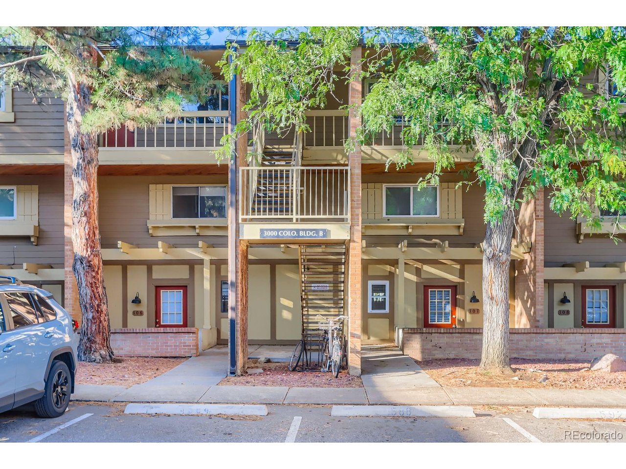 3000 Colorado Ave