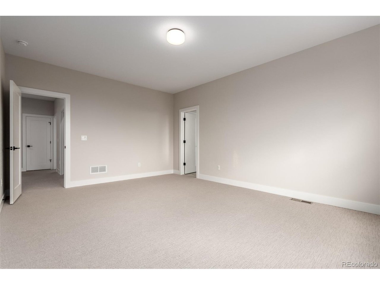 5611 Wheaton Ave