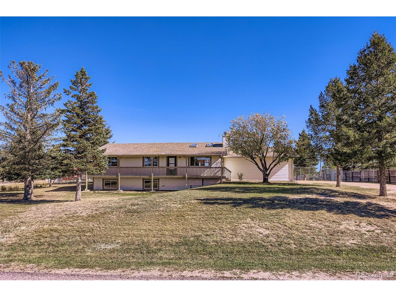 34200 Columbine Trl