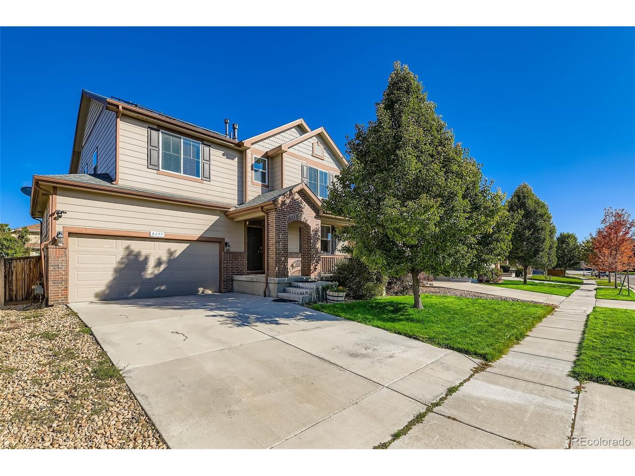 5177 Delphinium Cir