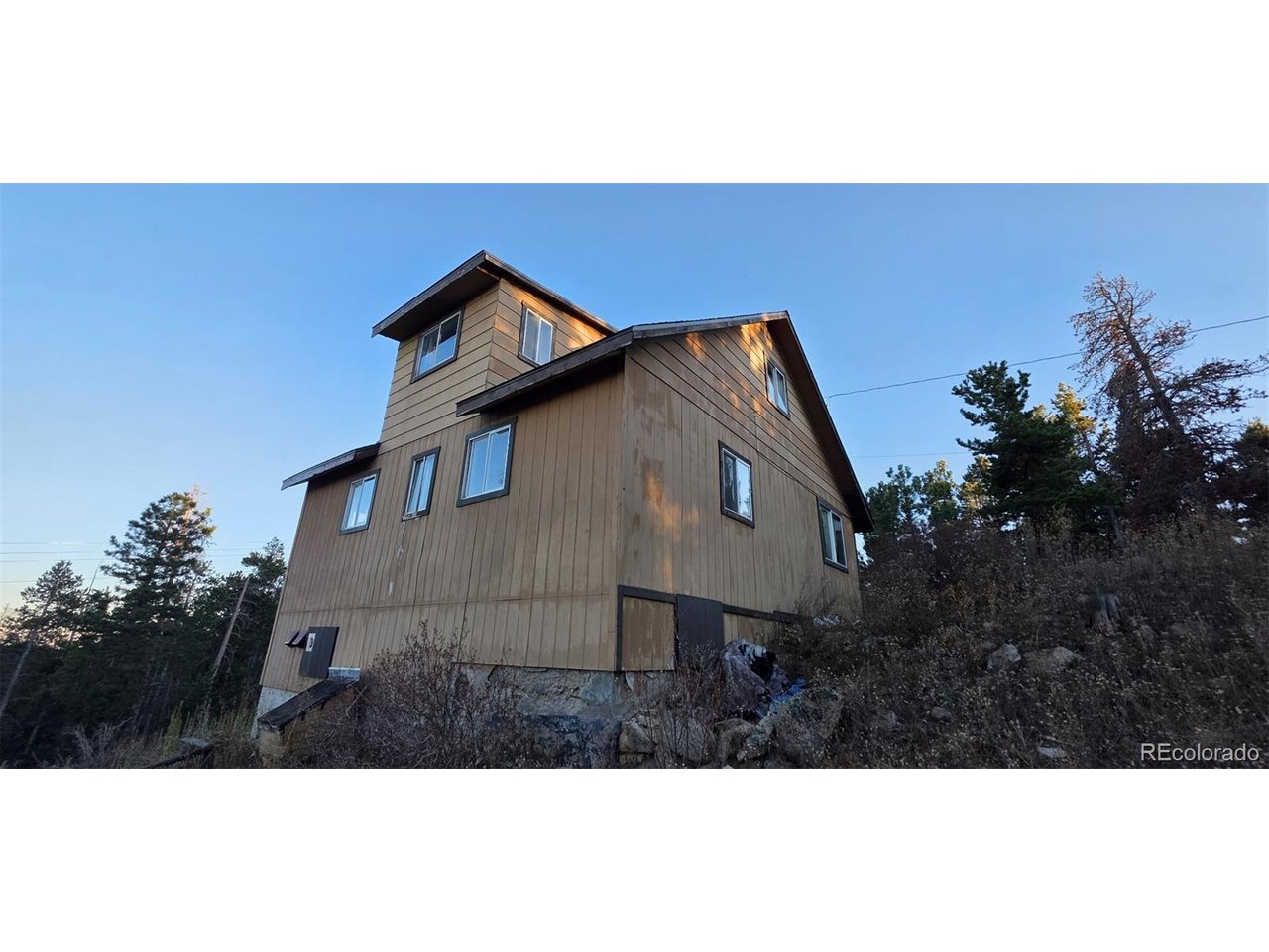 87 Circle Rd