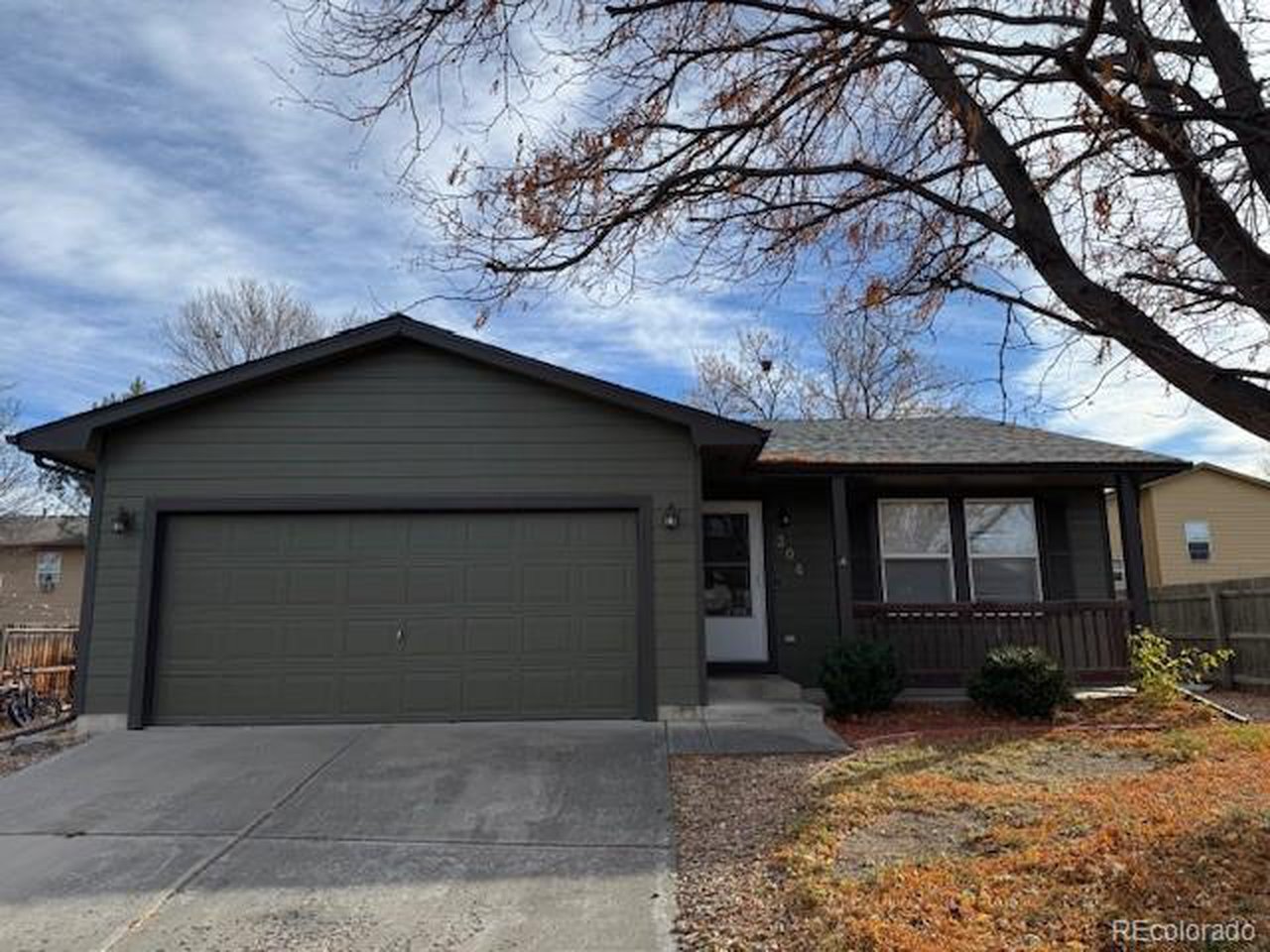 304 Sunset Ln