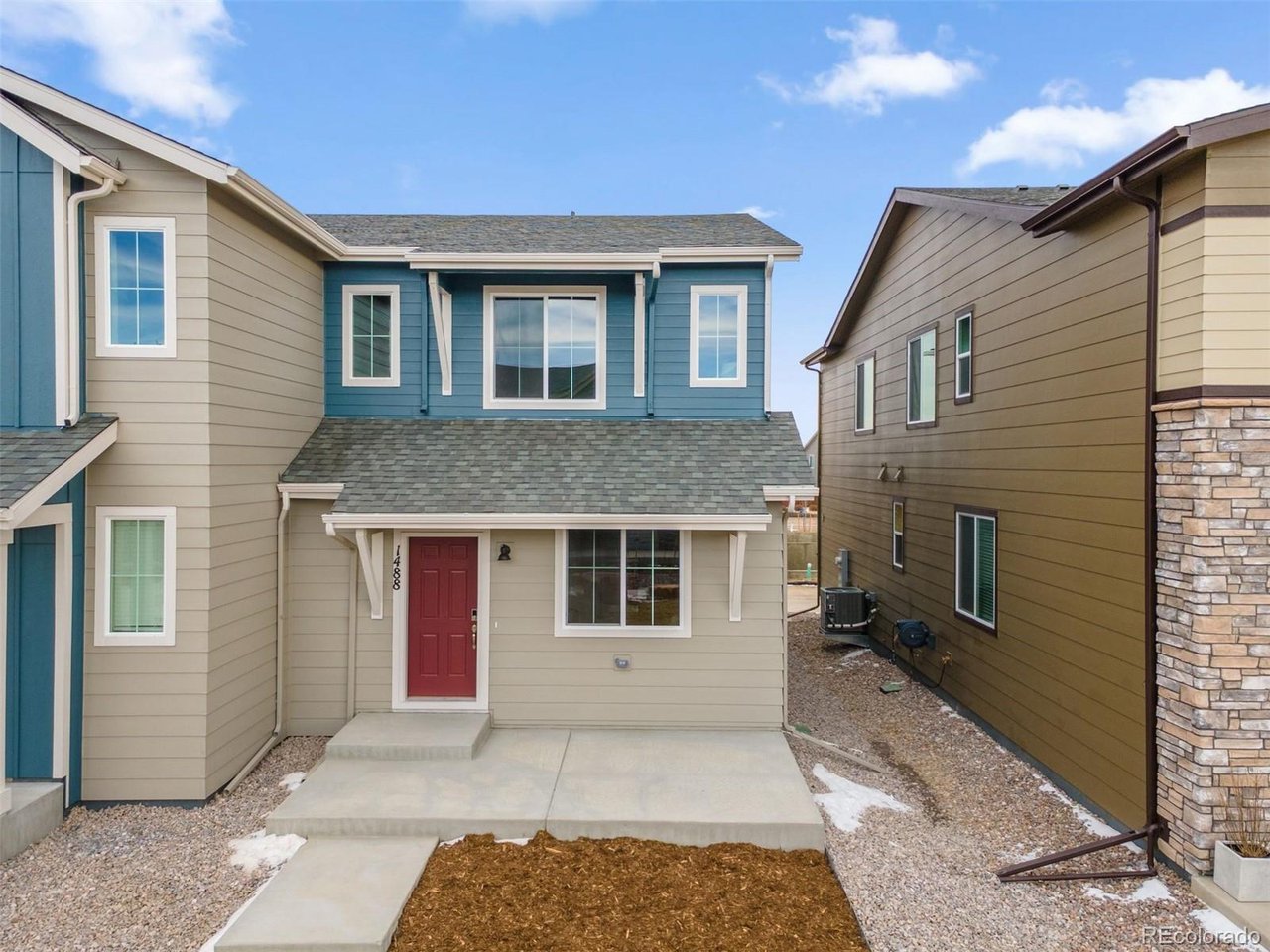 1488 Coral Pl
