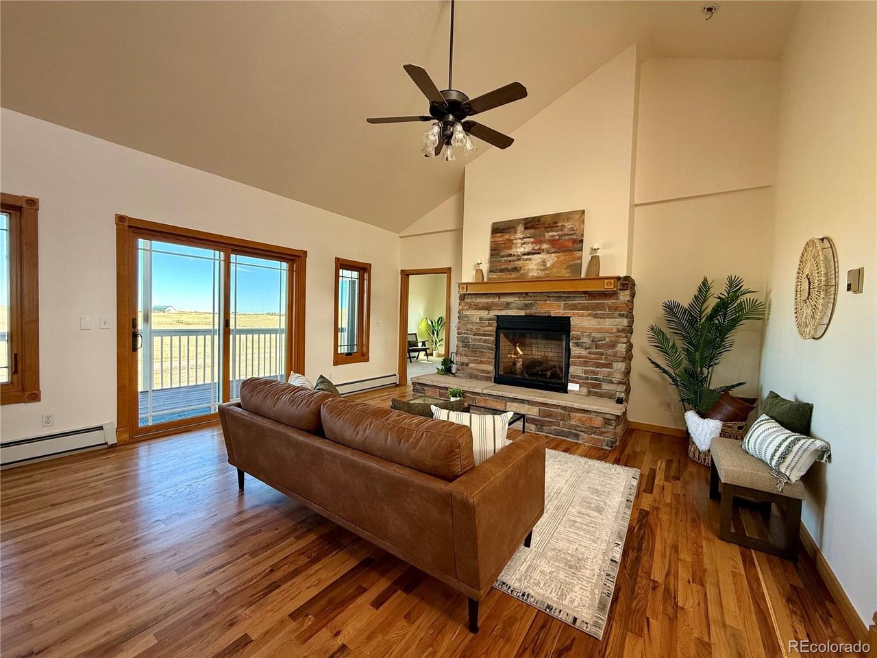 3327 Wild Rose Cir
