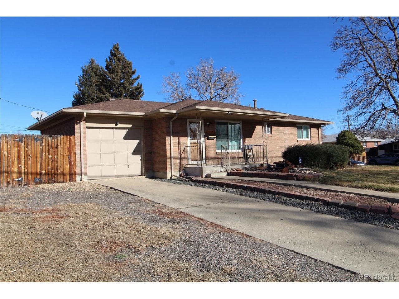 2513 W 74th Ave