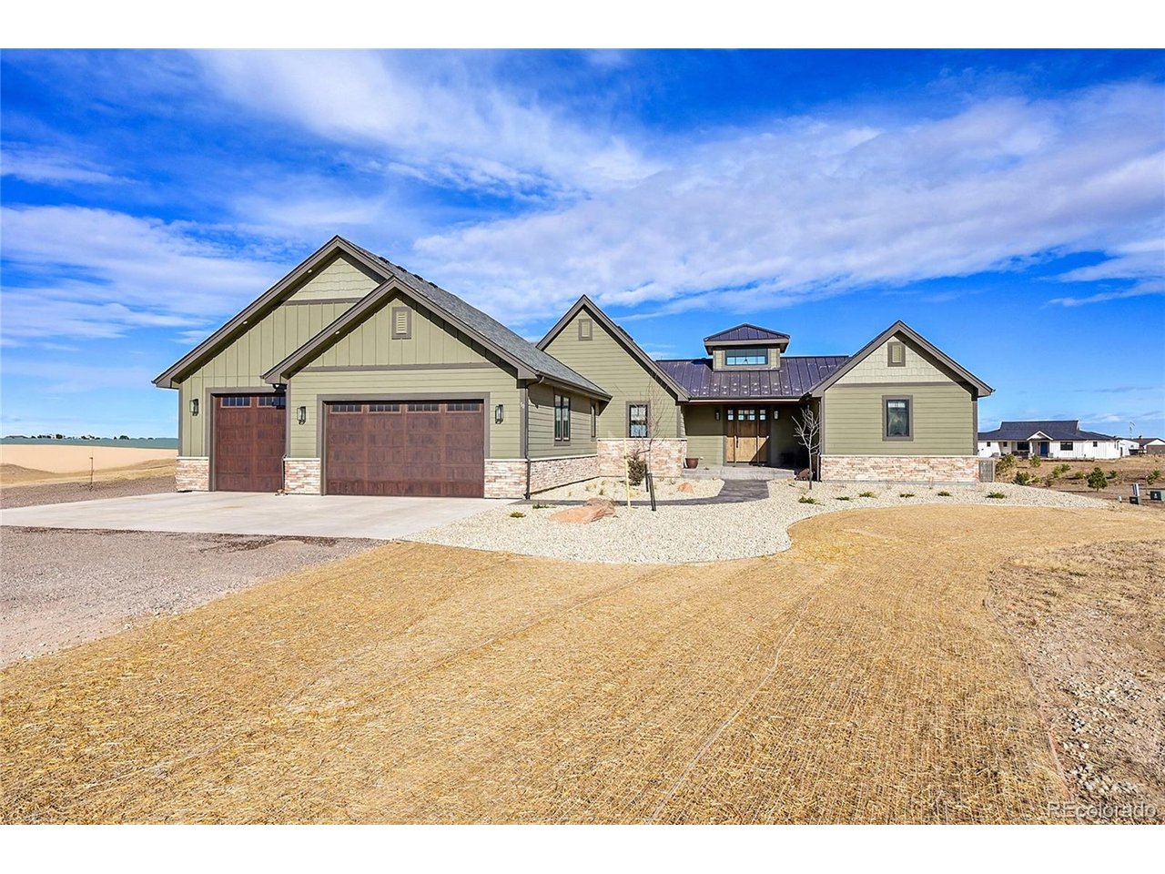 50 Skyhawk Way