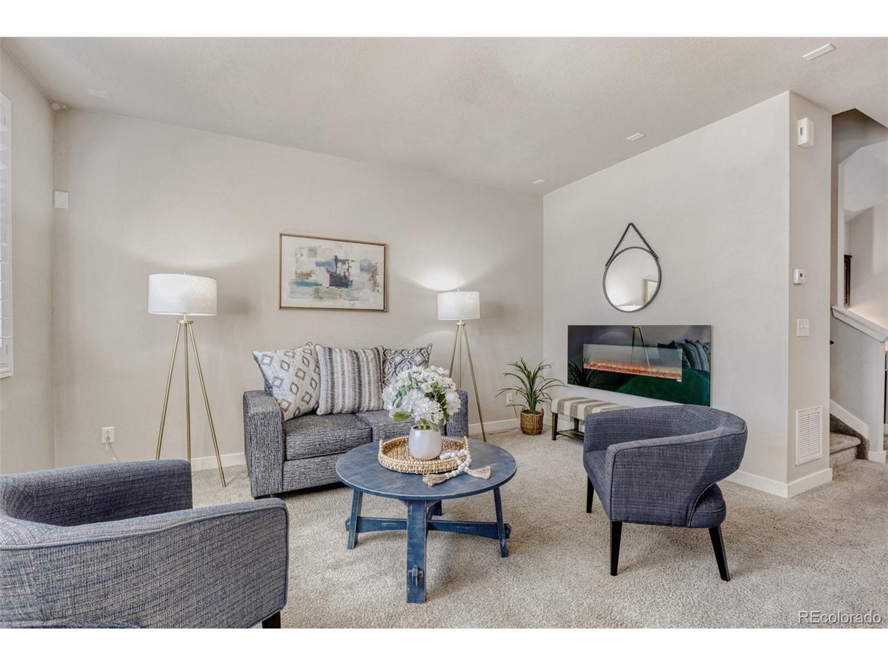 6639 Raritan Dr