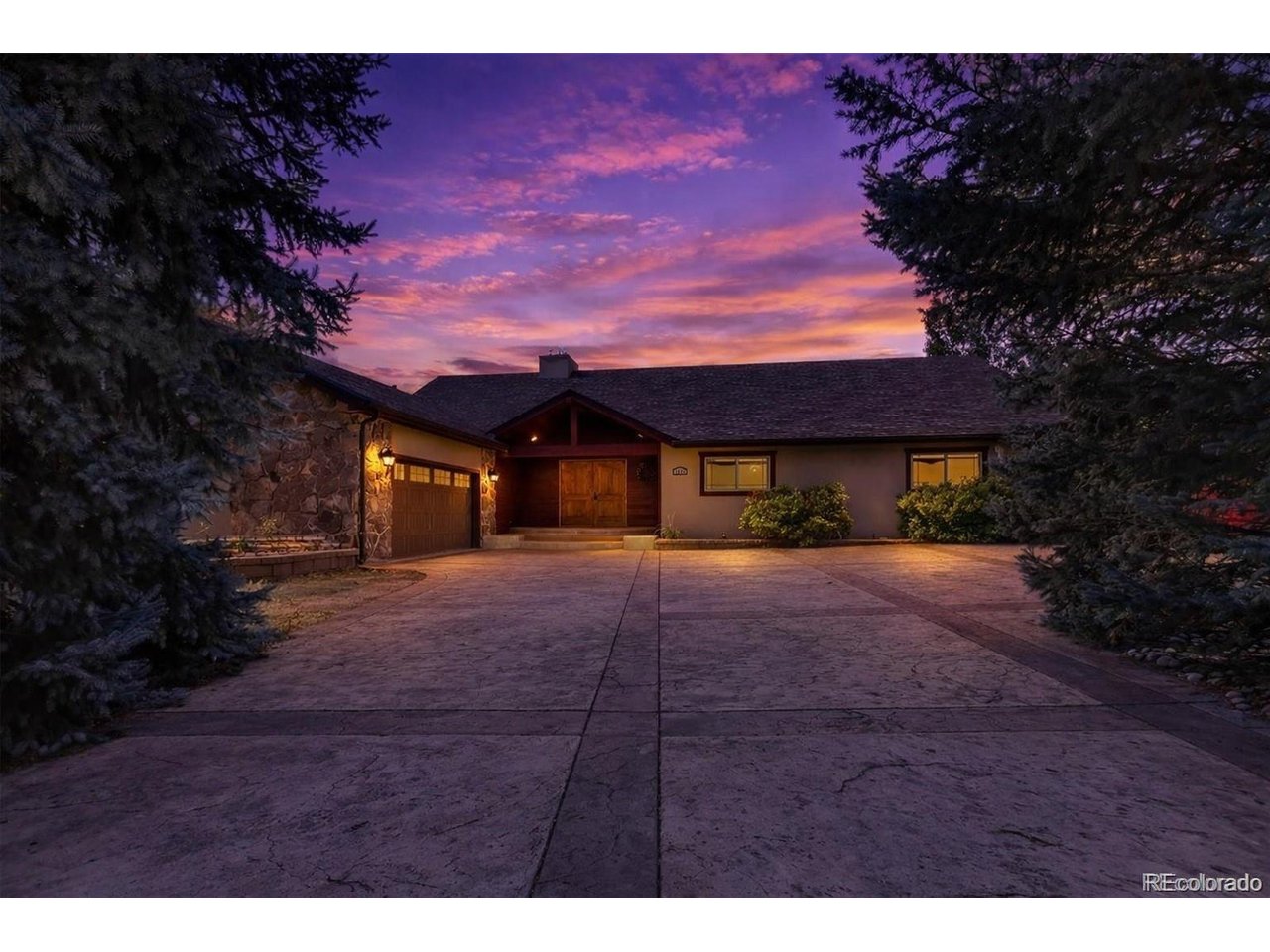 1205 King Dr