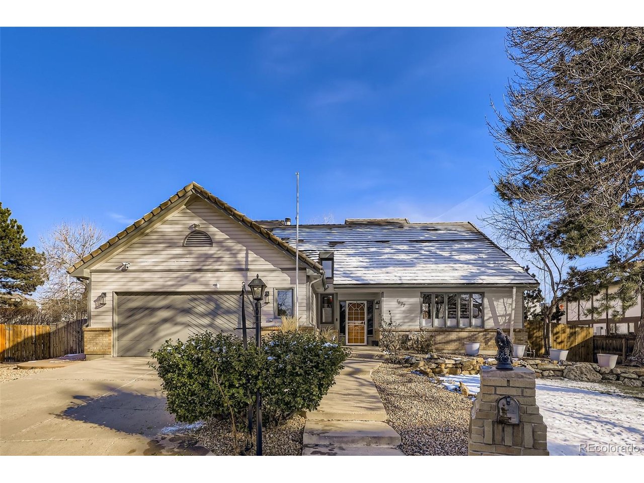1677 W 115th Cir
