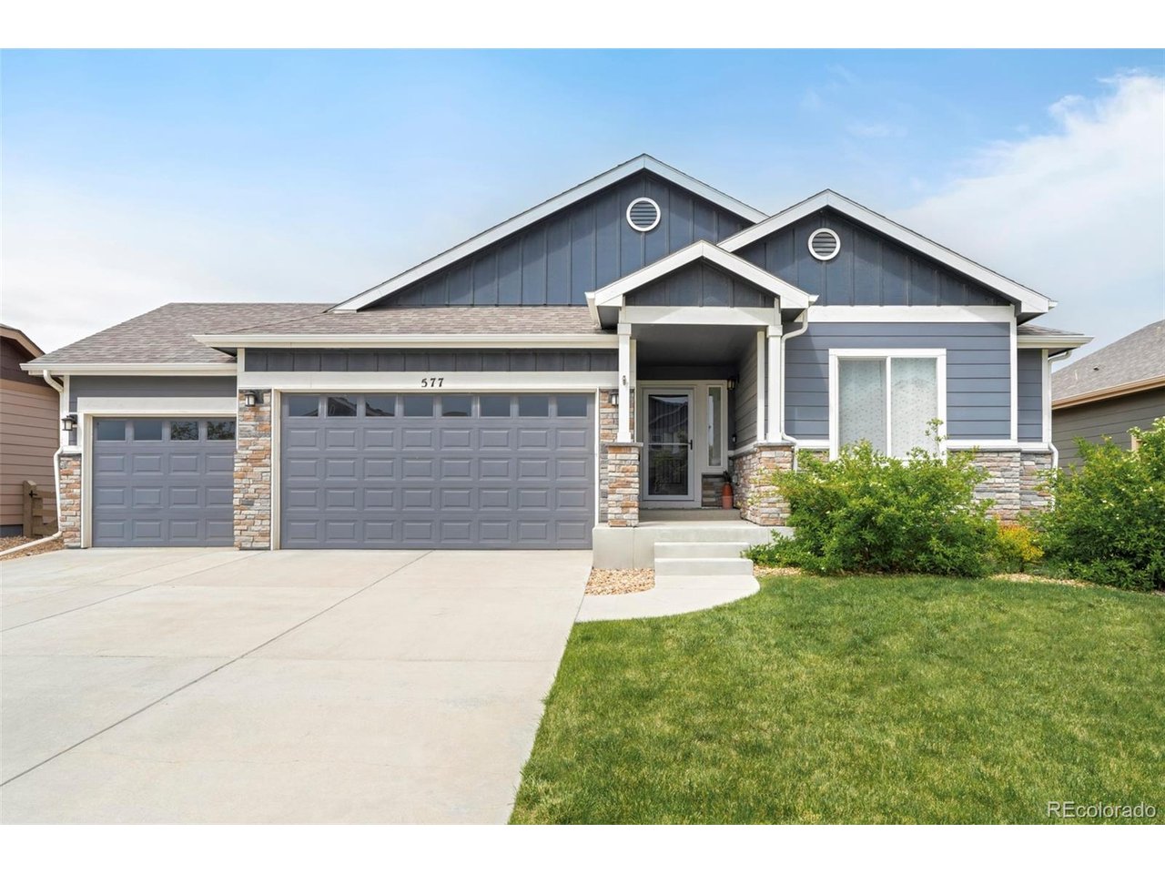 577 Tristan Pl