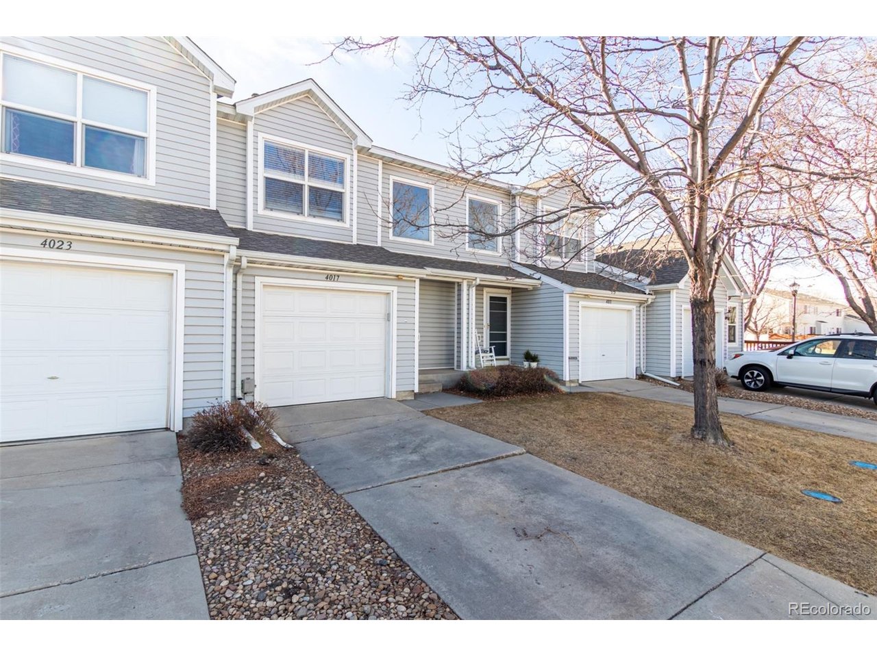 4017 Three Bridges Ct