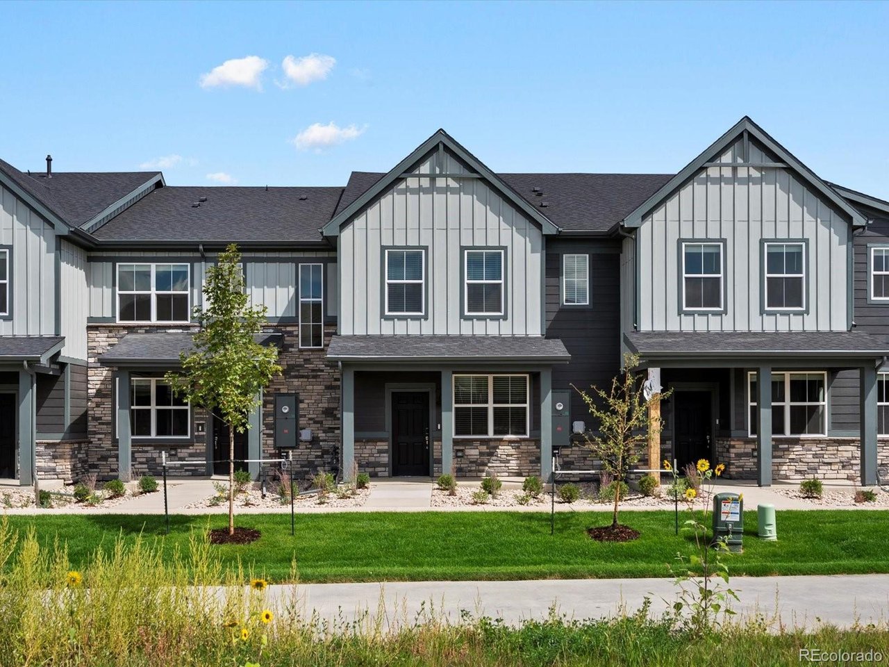 1600 Riverplace Dr