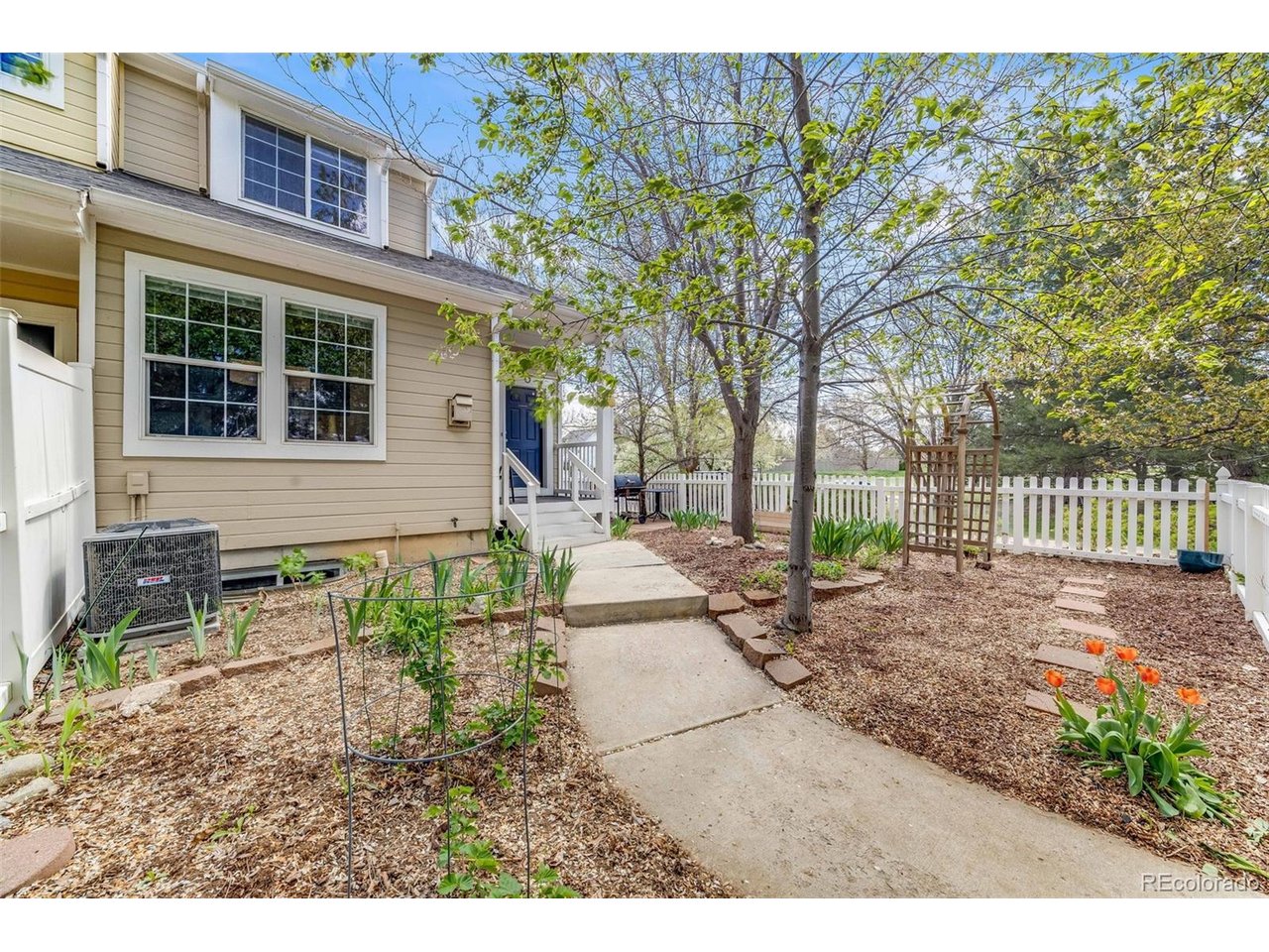 2428 Concord Cir