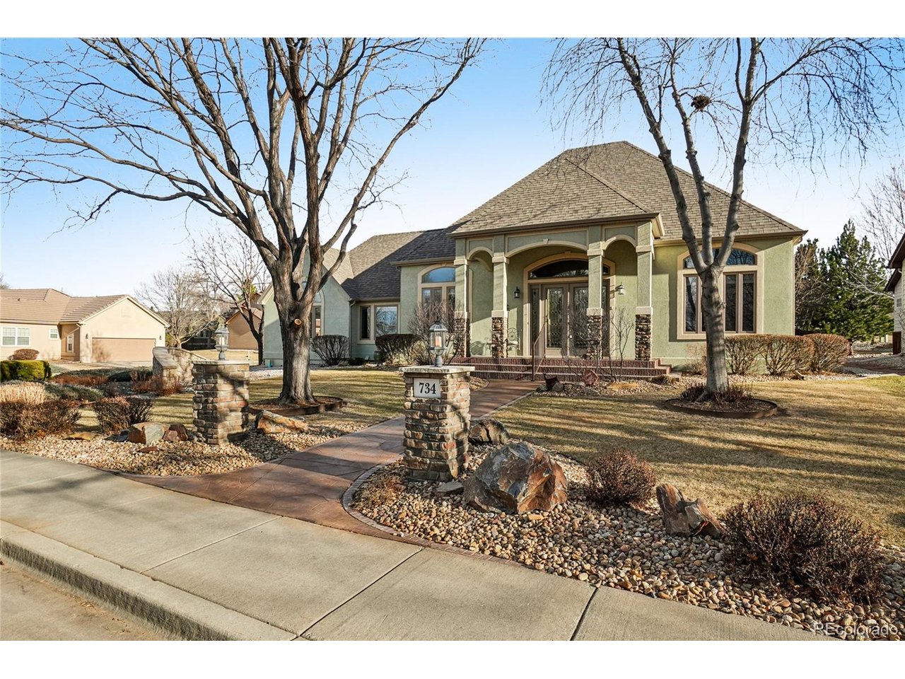 734 Rossum Dr