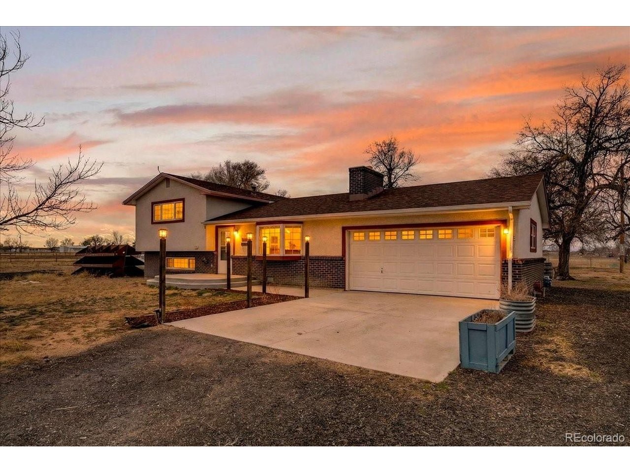 3161 Vantage Dr