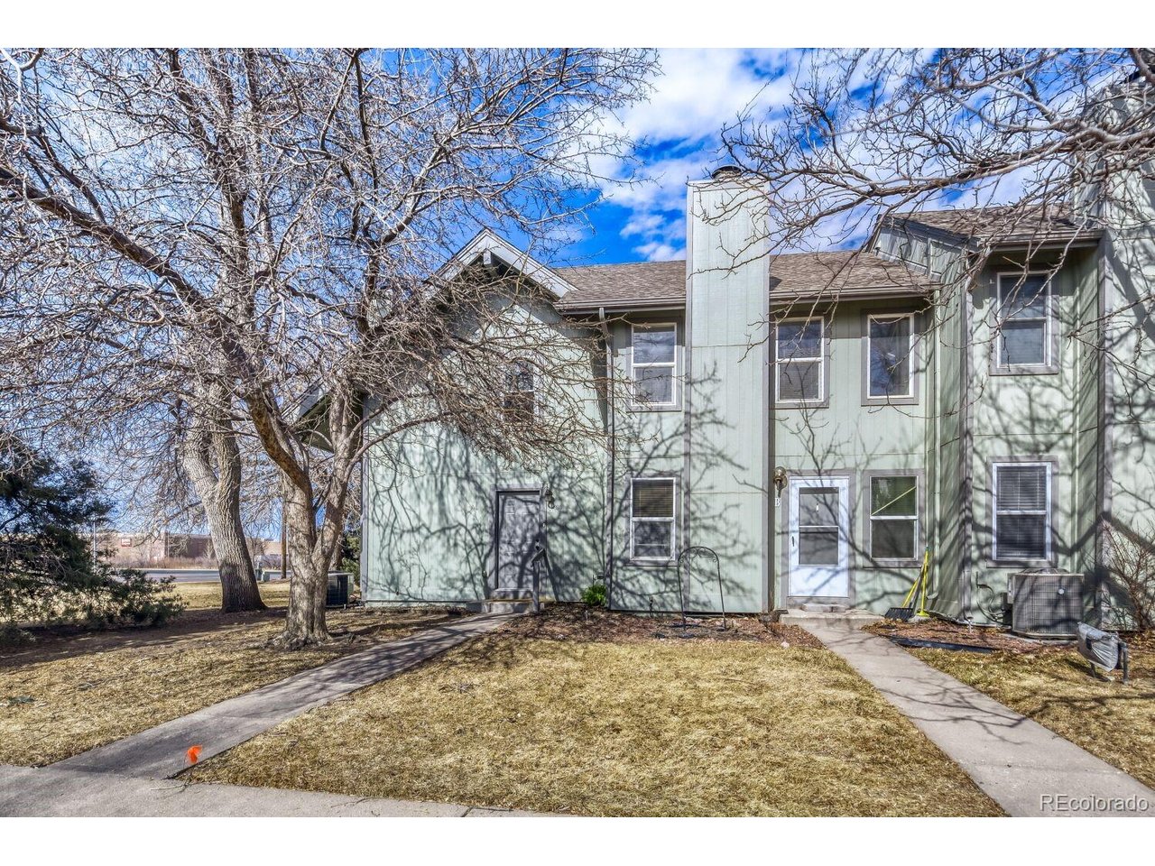 300 Sundance Cir