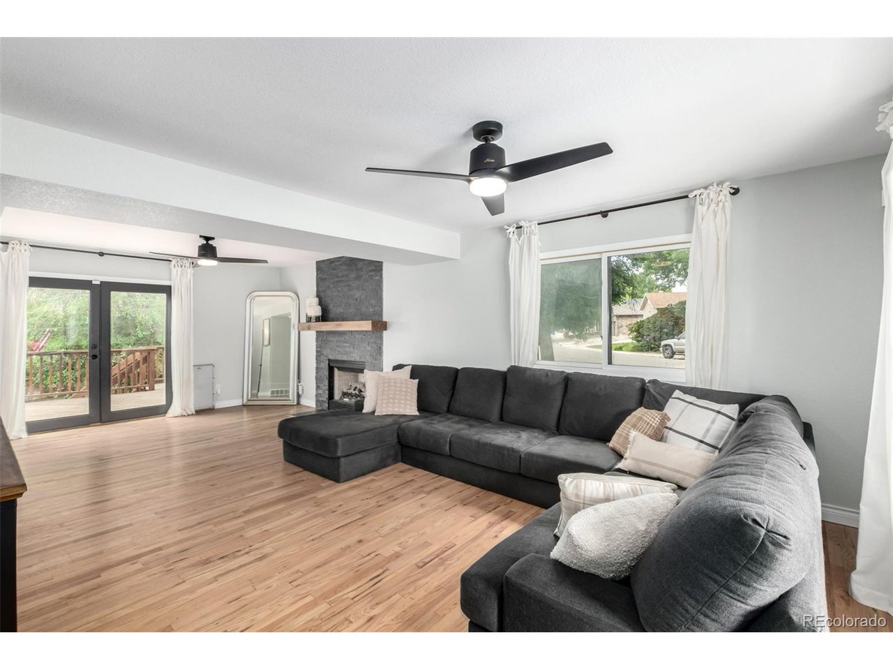 739 Sage Pl
