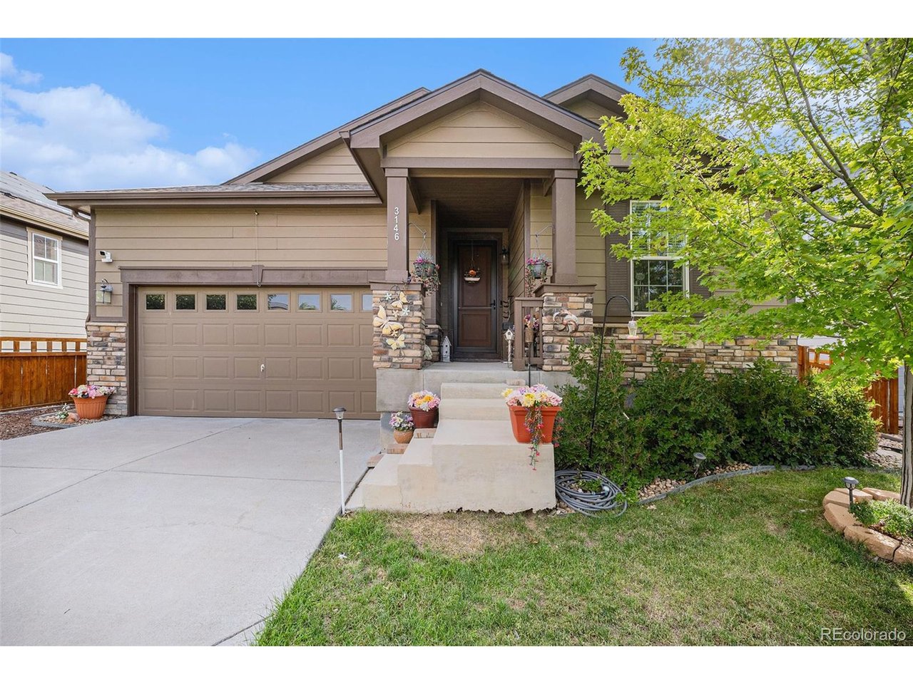3146 Hawthorne Ln