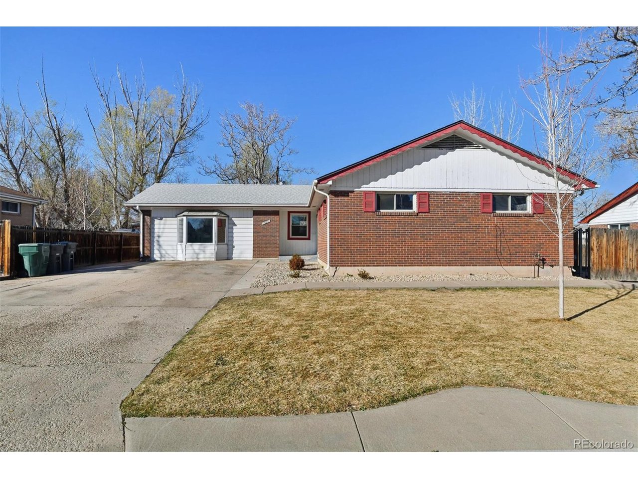 1025 Elmer Dr