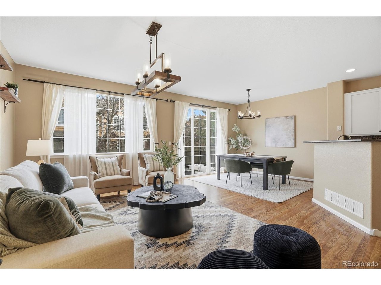 2855 Rock Creek Cir