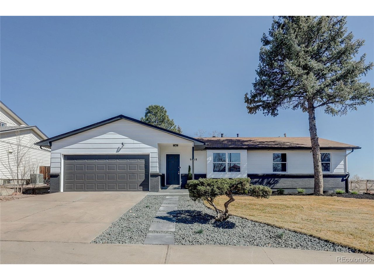 9418 Lou Dr