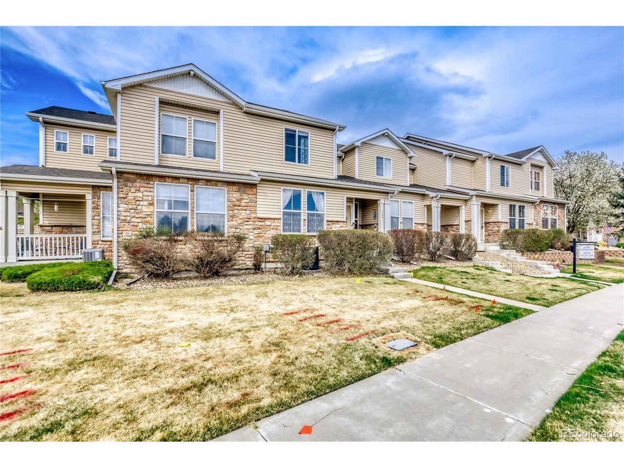 128 Foxglove Dr
