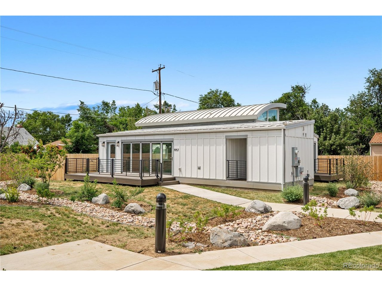 1957 Blackhawk St