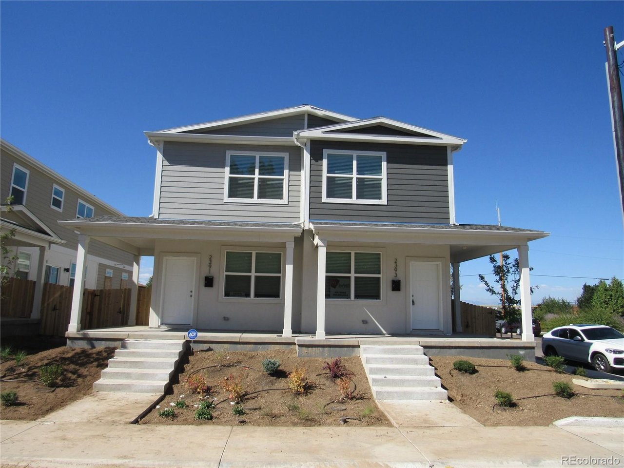 2371 N Elmira St
