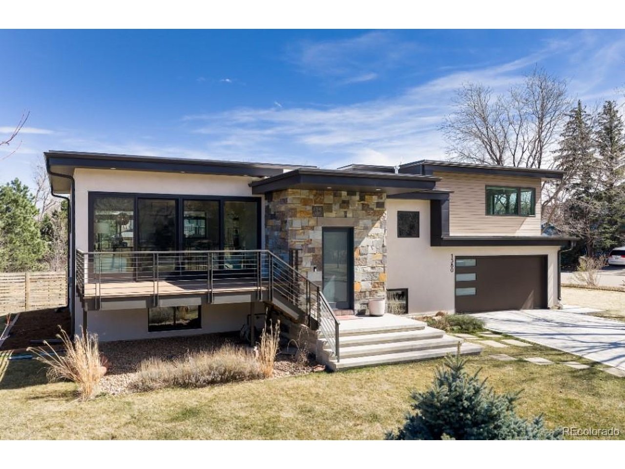 1380 Knox Dr