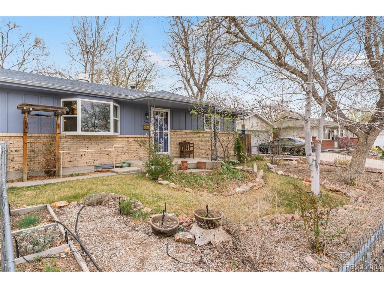 4641 Dixon Dr