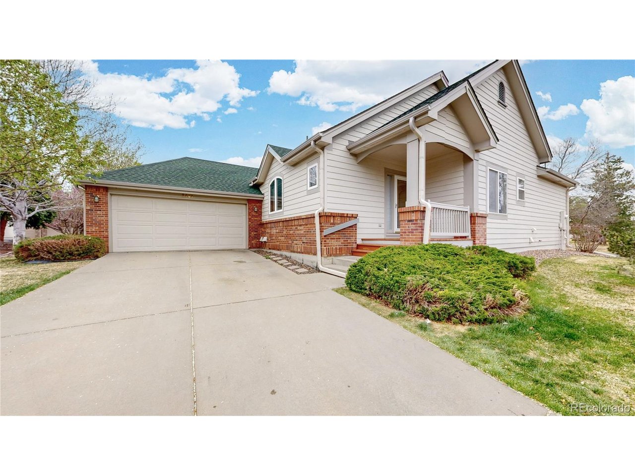 2461 W 107th Dr
