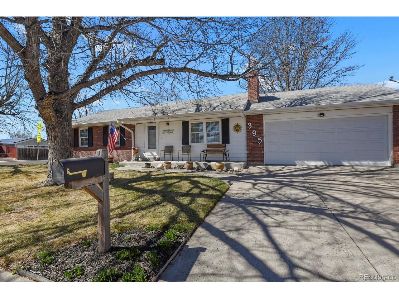 395 Cedar Ave