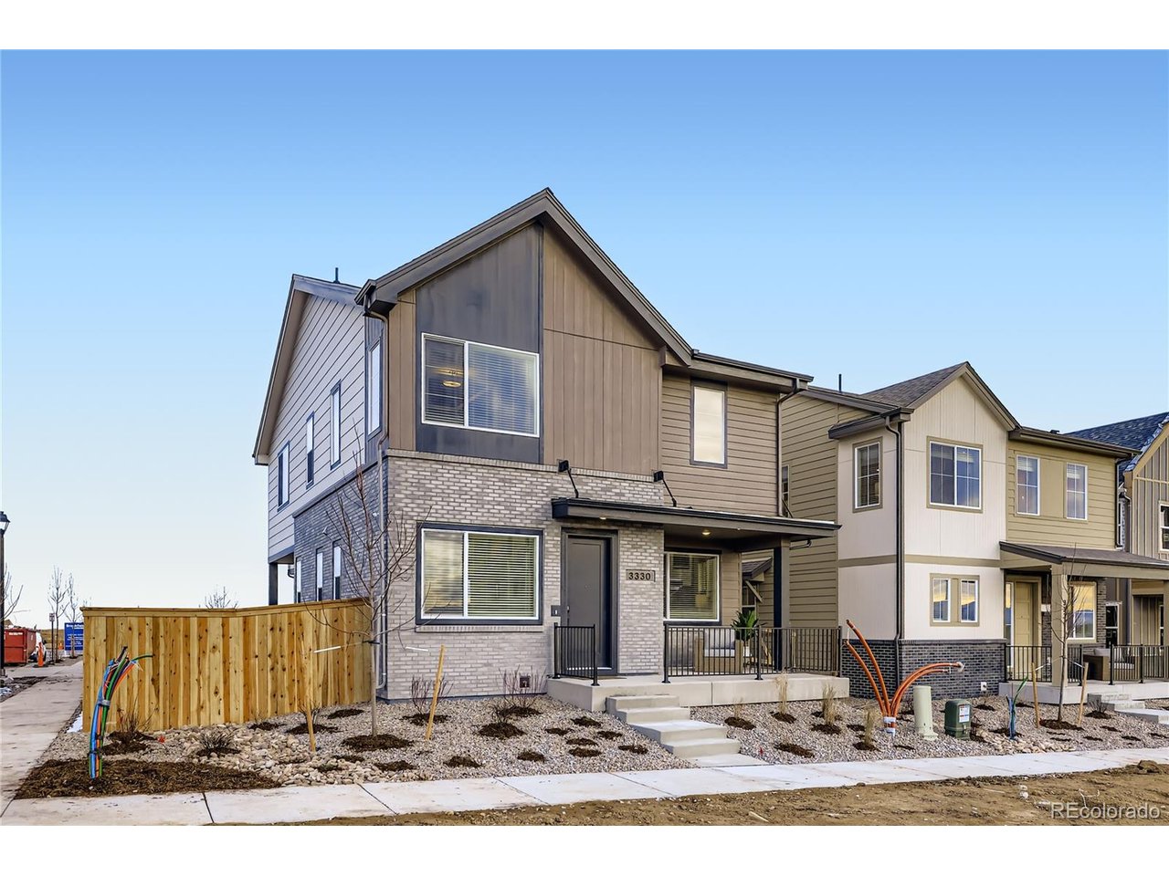 3332 W 88th Ave