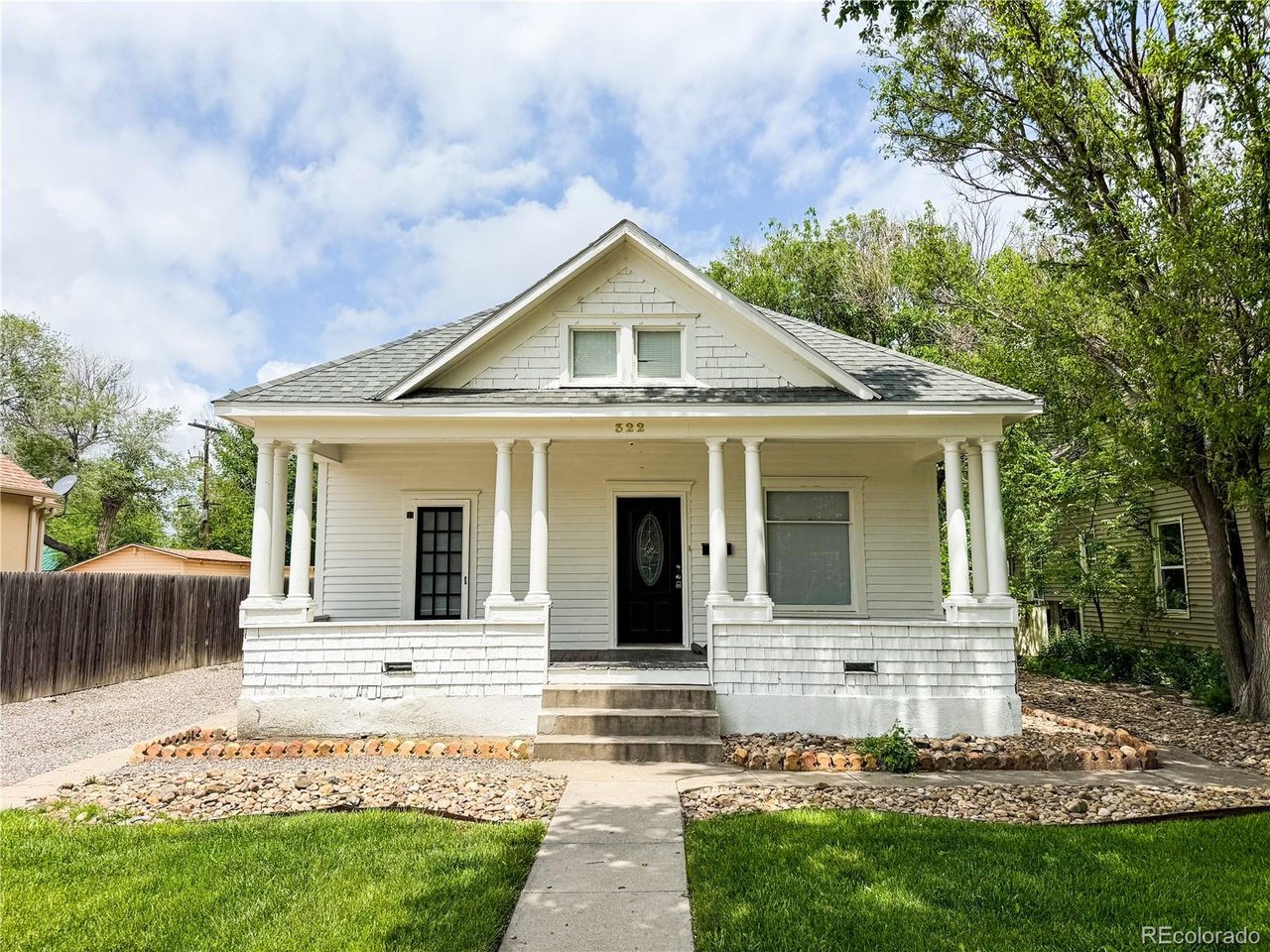 322 Broadway St