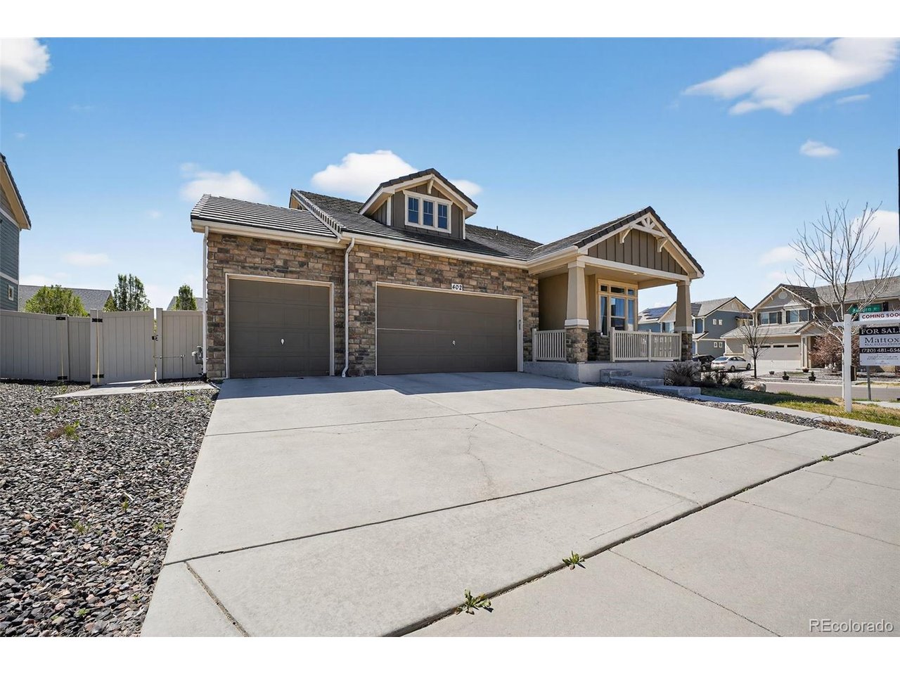 402 Highlands Cir