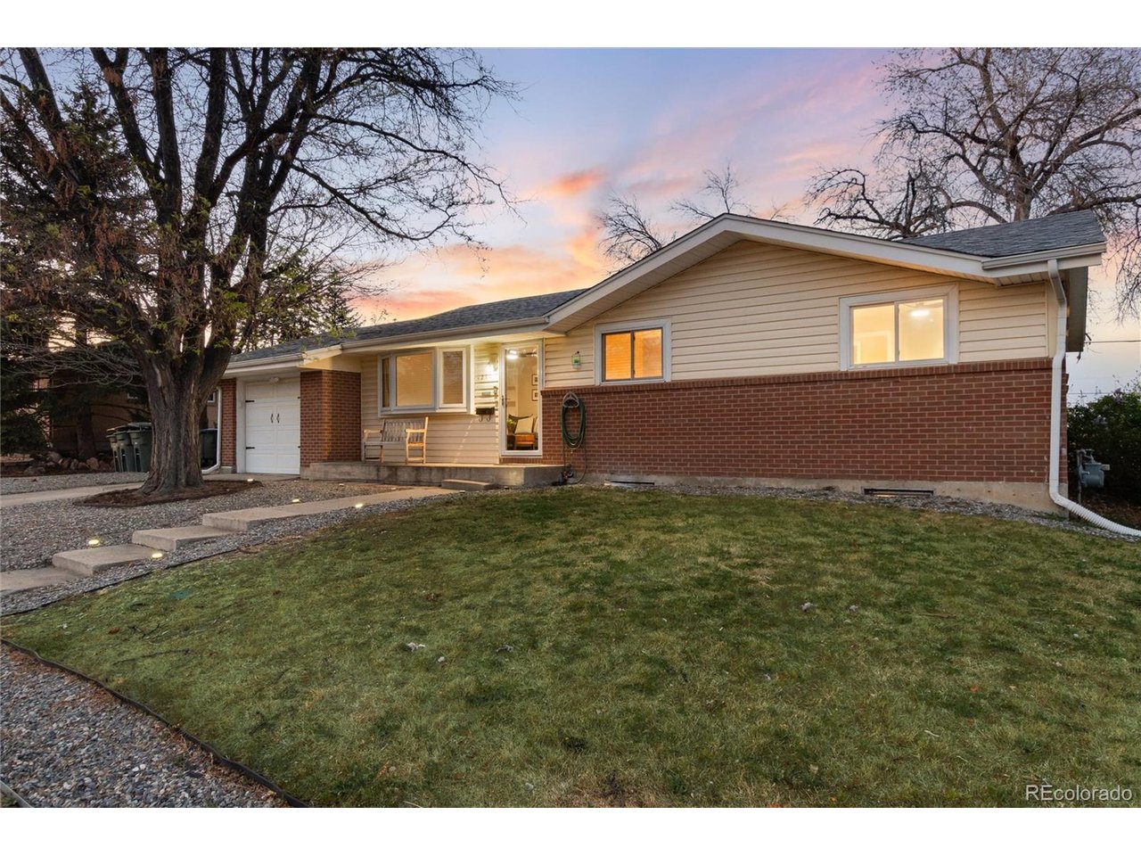 1211 W 102nd Pl