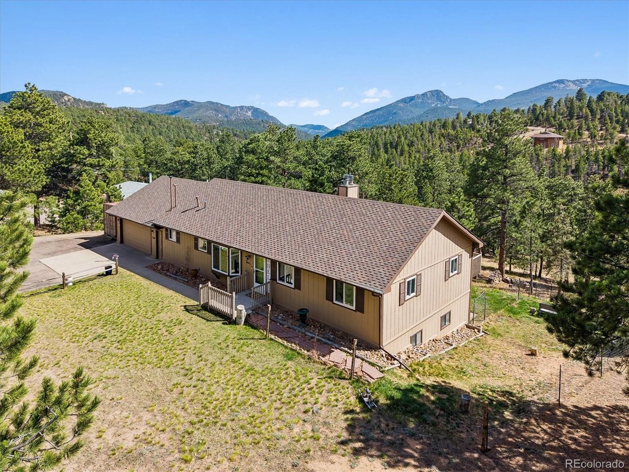 166 Hummingbird Ln