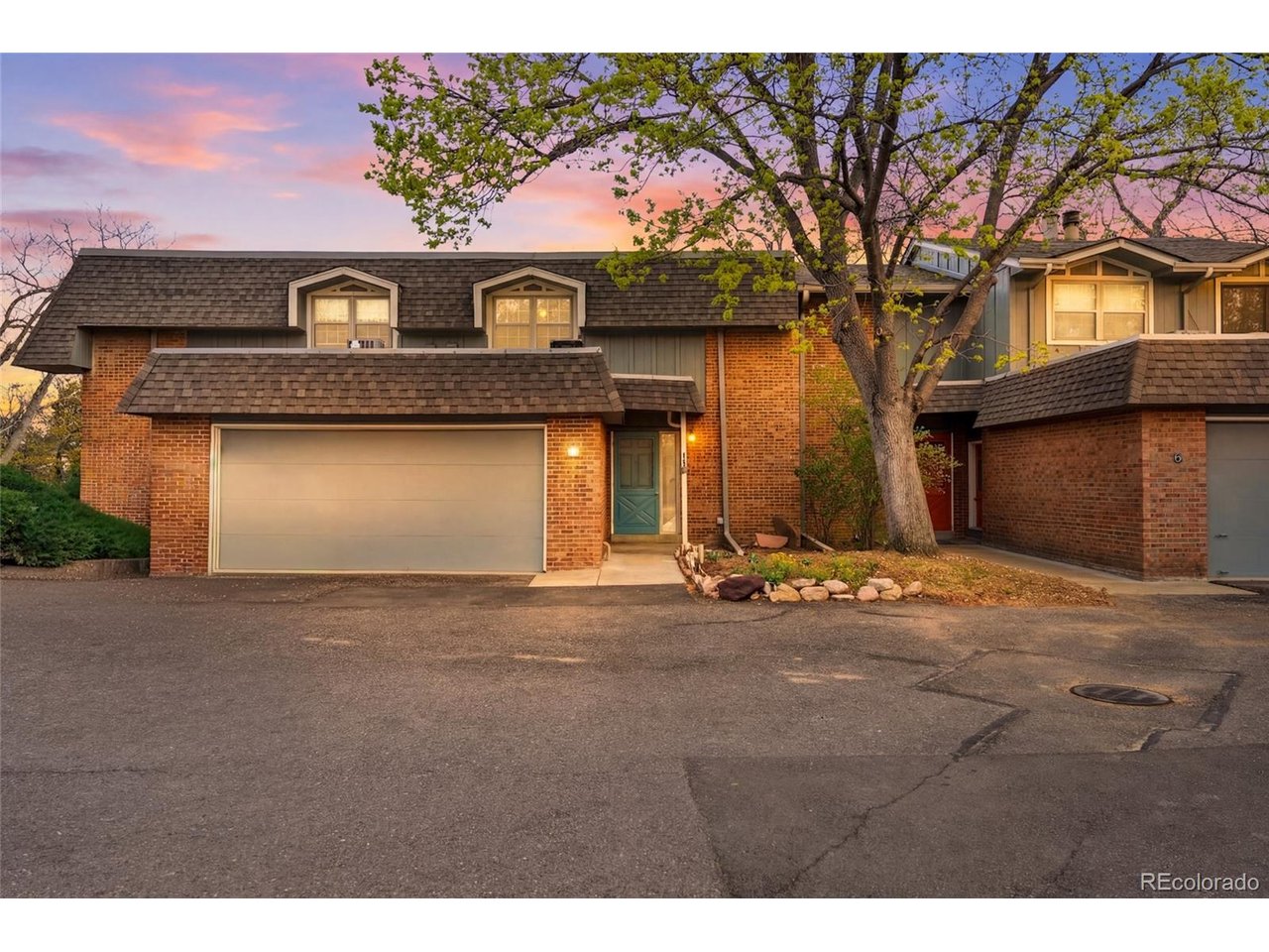 3850 Paseo Del Prado