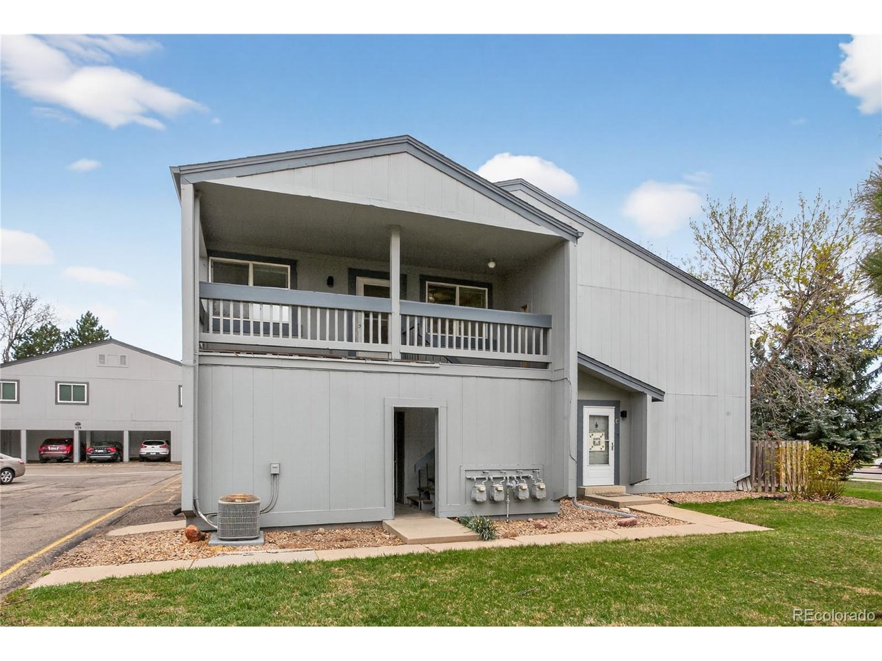 1189 Monroe