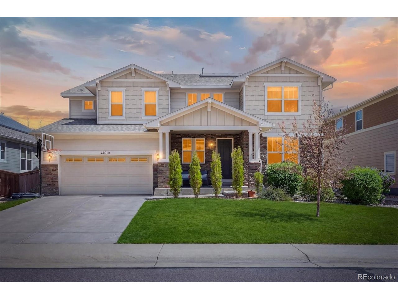 14010 Detroit Dr