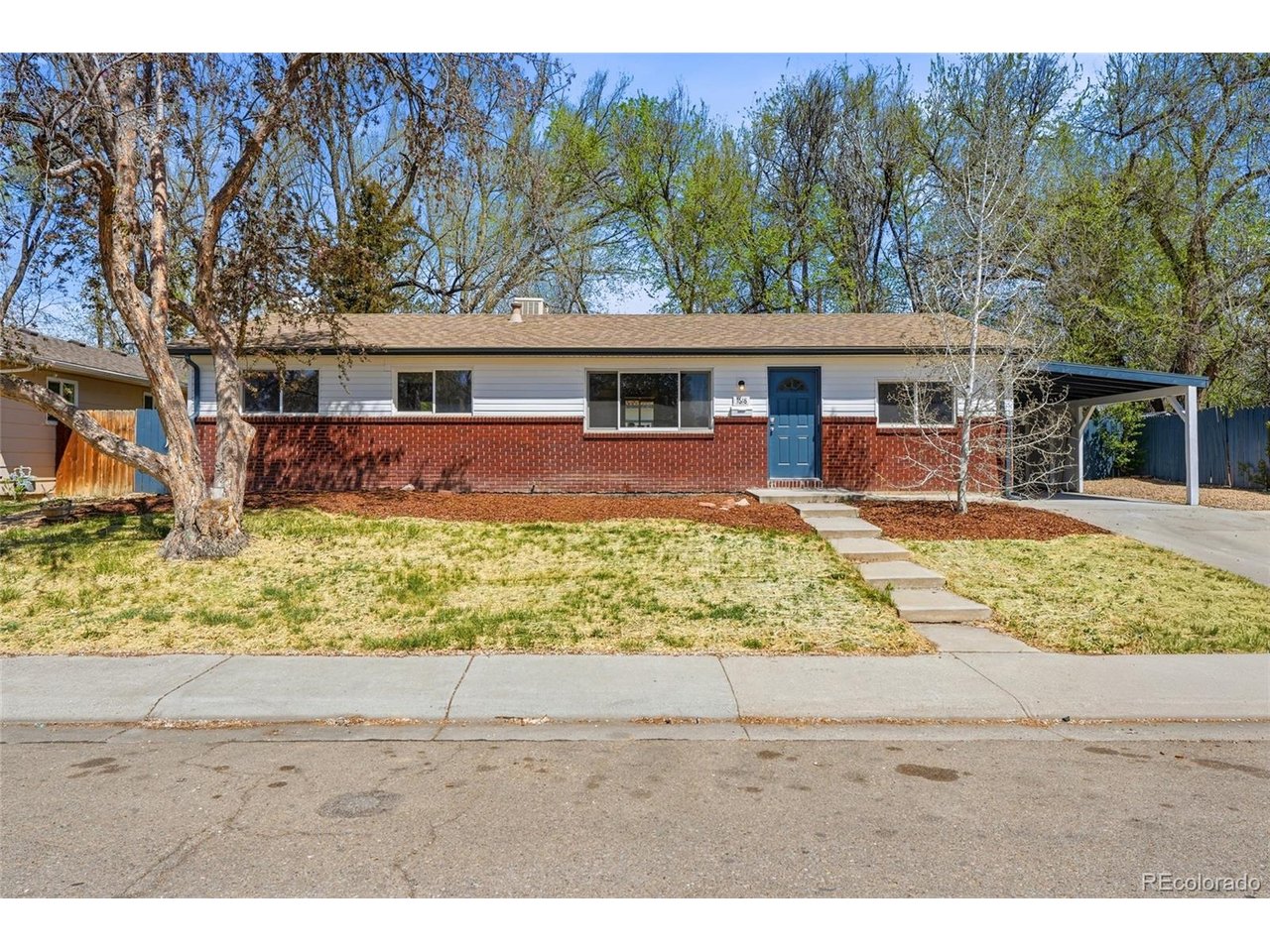 1618 Centennial Dr