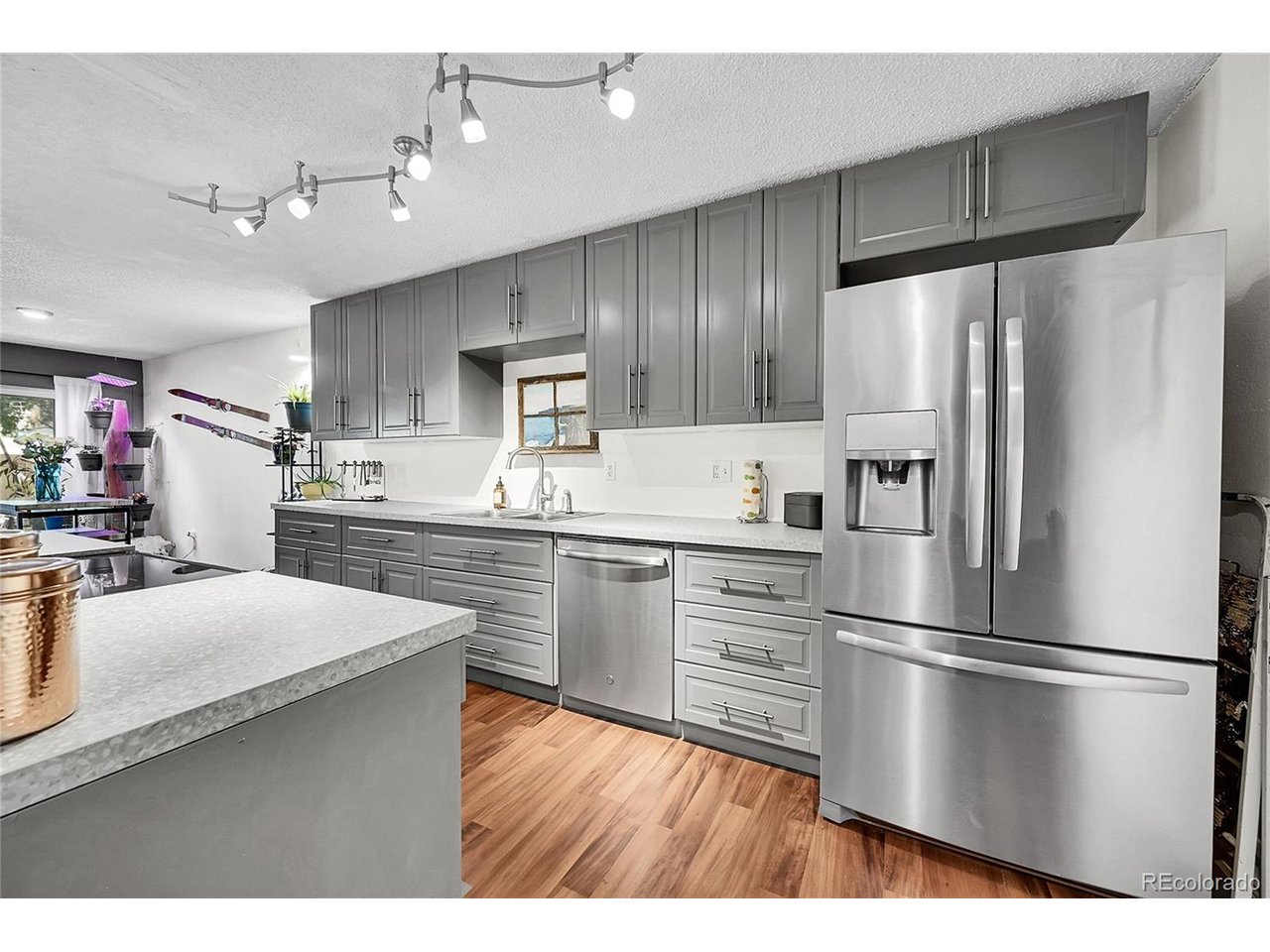1711 Cato Cir