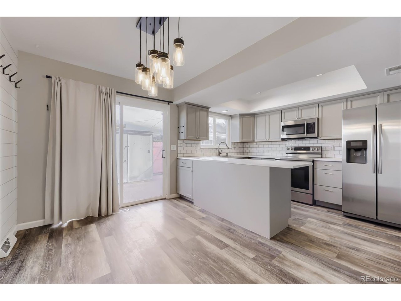 8745 Santa Fe Dr
