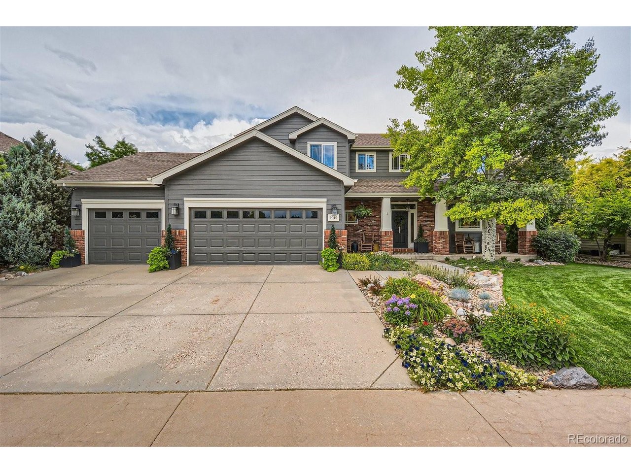 1949 Kaplan Dr