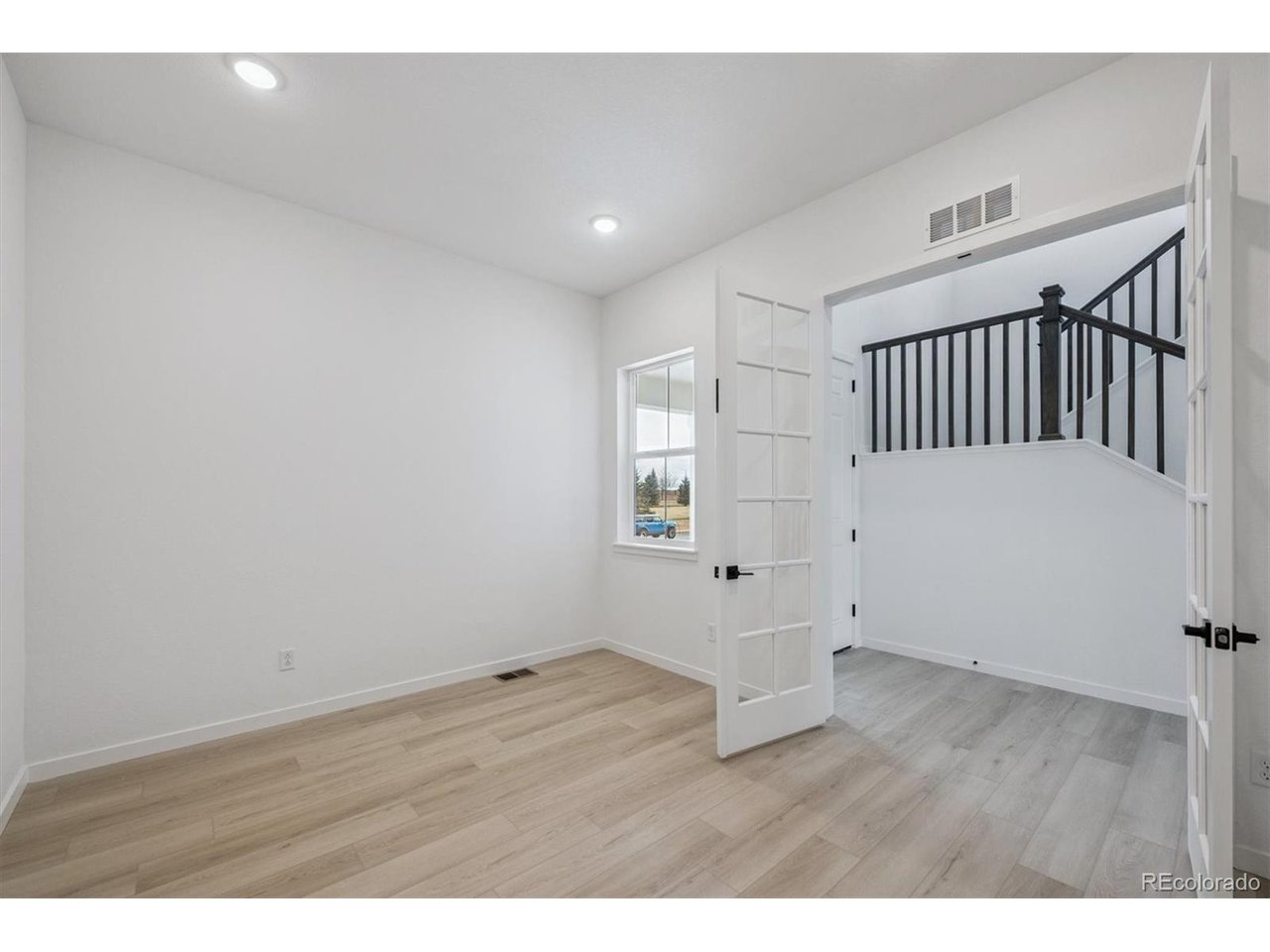 3801 Emerald Shore Cir