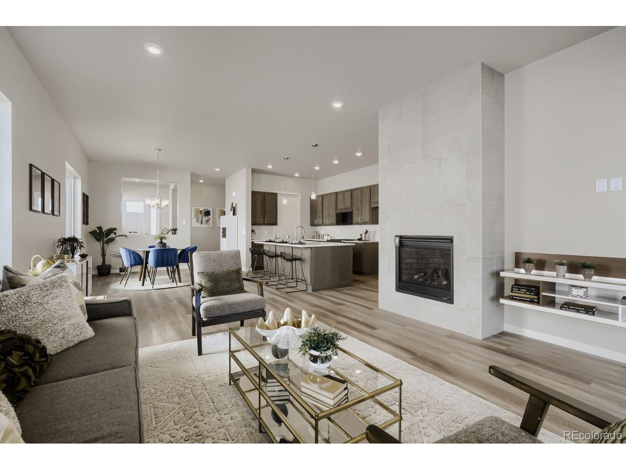 1927 Skiff Ln