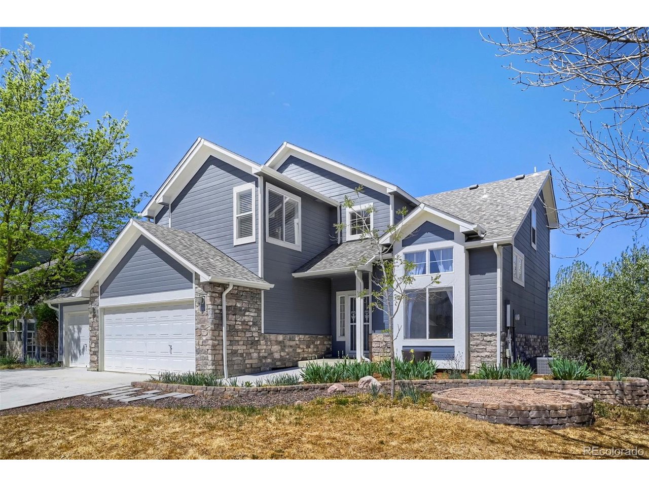 3965 Hawthorne Cir