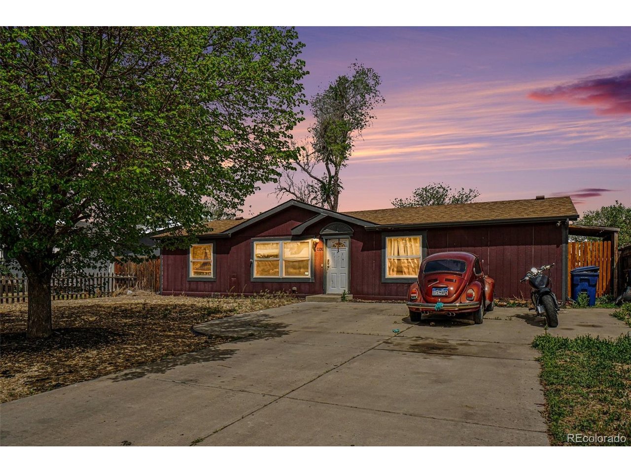 1101 Lantern Dr